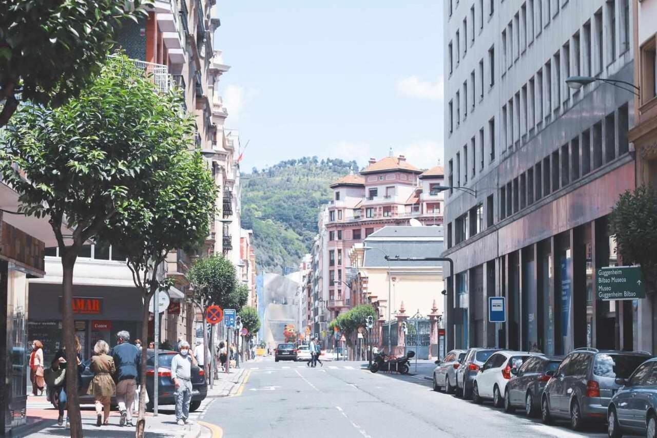 Homeloving Apartment Bilbao Centre With Parking Esterno foto