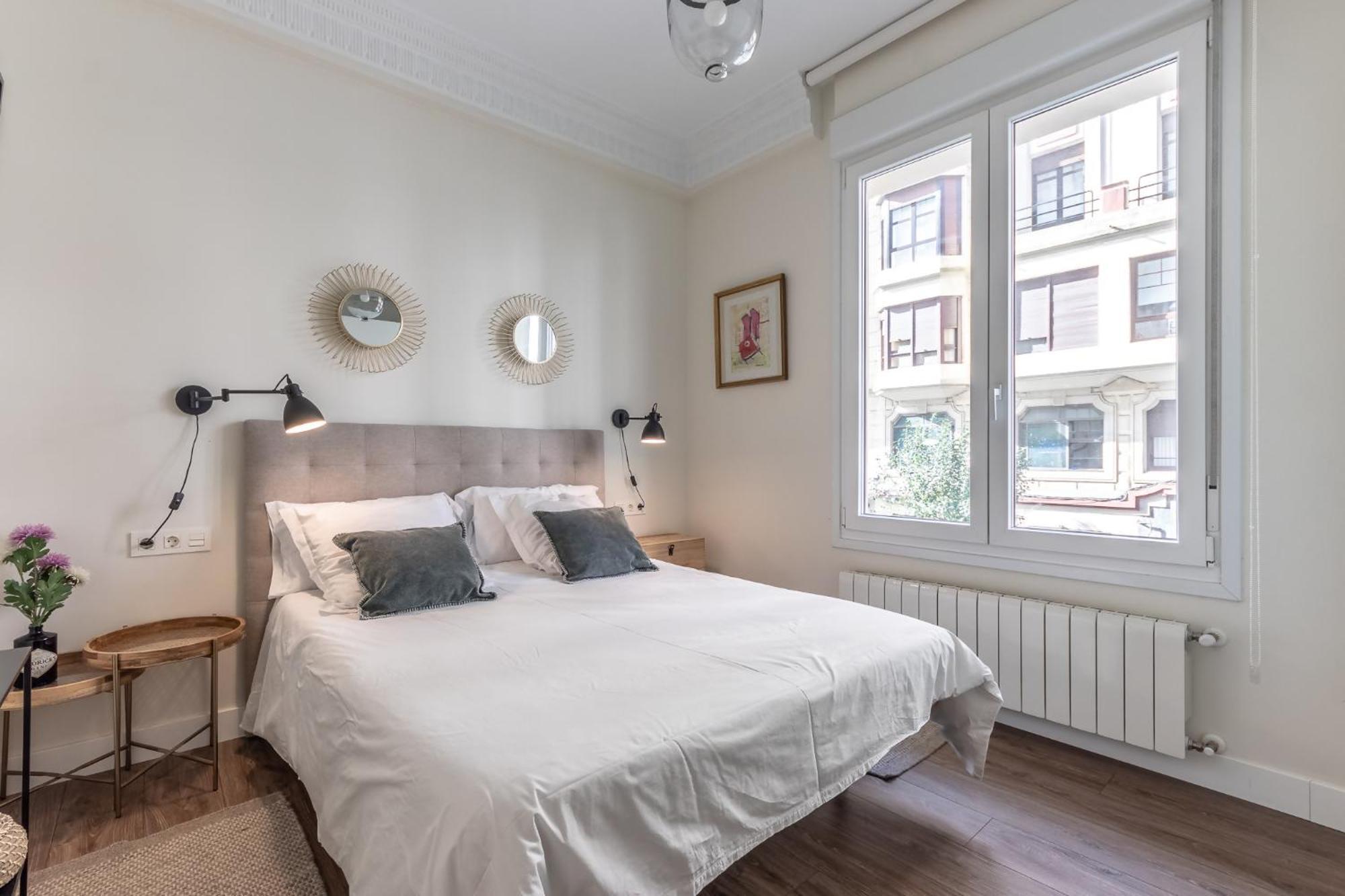 Homeloving Apartment Bilbao Centre With Parking Esterno foto