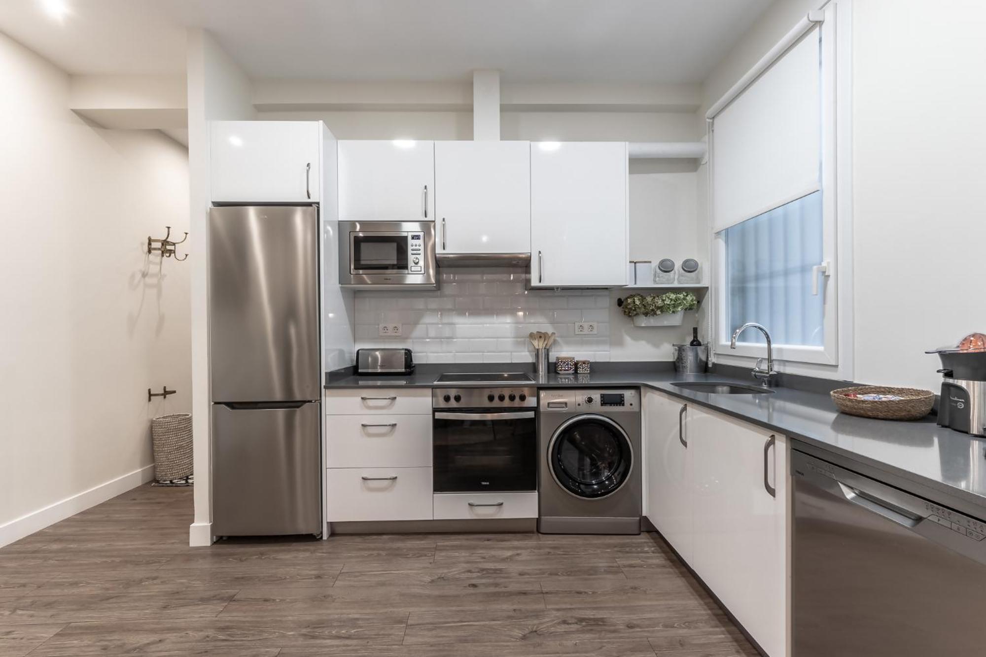 Homeloving Apartment Bilbao Centre With Parking Esterno foto